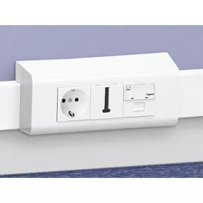   Cadru Legrand Program Mosaic DLP mini cu 6 module pentru canale 60/75x20 - 30560
