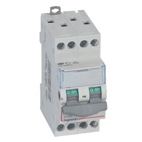 Comutator de sarcină Legrand DX3-I 4P 20A - 406477