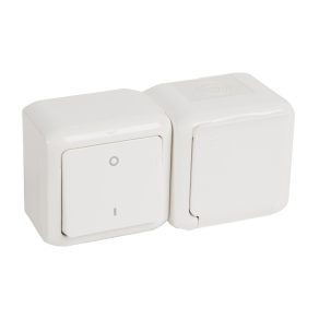   Legrand Forix IP44 fk comutator 2P + priză 2P+F, cu capac cu fixare rapidă, obturator de siguranță, alb - 782372