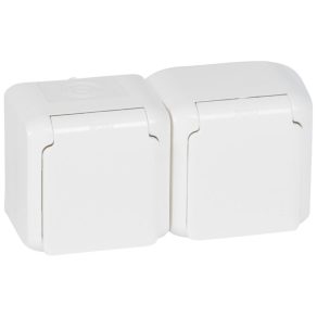   Priză Legrand Forix IP44 fk 2x2P+F cu împământare, 16A, cu capac cu fixare rapidă, obturator de siguranță, alb - 782374