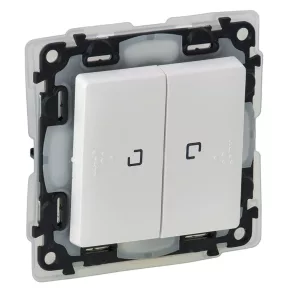  Legrand Valena Life comutator dublu cu indicator luminos, IP44 alb - 752159