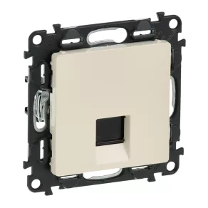   Priză Legrand Valena Life 1xRJ45 Cat. 5e UTP, culoare fildeș - 753240