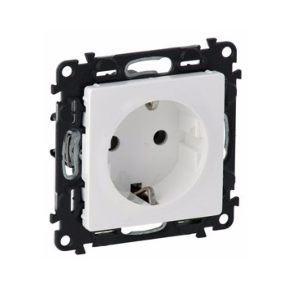 Legrand Valena Life 753125 2P+F aljzat, csavaros fehér