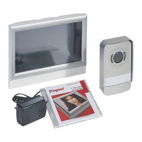   Set interfon video color Legrand cu 2 fire, pentru 1 sau 2 apartamente, cu unitate interioară cu ecran tactil de 10" - 369330