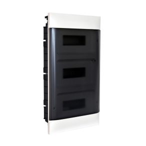   Legrand PractiboxS cutie de distribuție cu 3 rânduri și 12 module, montată încastrată pentru plăci de gips-carton (850 °C), cu ușă transparentă de culoare fumurie, împământare de protecție și terminal de distribuție neutru - 135173