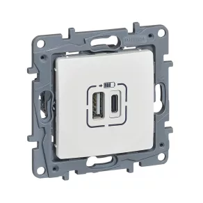   Priză dublă de încărcare USB-A+C Legrand Niloé - 3 A - 15 W, albă - 764597