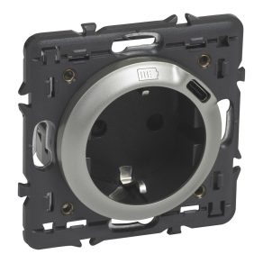   Priză Legrand Céliane 2P+F + priză de încărcare USB-C 1, 5A-5V-7,5W, conexiune cu arc, titan - 68419