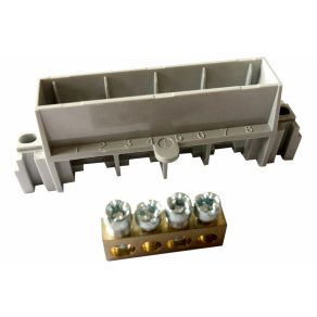   Dulap Legrand PractiboxS cu 4 module, 1 x (2x16mm² + 2x10mm²) terminal de distribuție PE neizolat cu suport izolat; Icc=6 kA - 134800