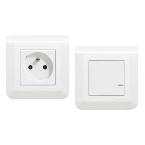   Set de prize pre-asociate Legrand Program Mosaic, compus din 1 priză inteligentă și 1 comutator cu telecomandă simplă - 077734L