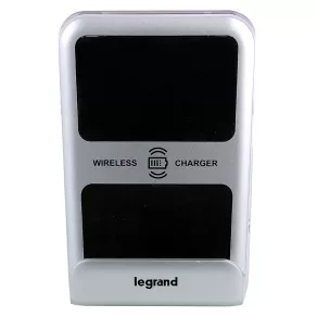   Încărcător cu inducție încastrat Legrand Program Mosaic - 10 W - IP66 - IK08 - 077699L