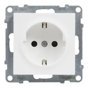 priza-legrand-suno-alb-2p-f-gyv-cu-arc-cu-obturator-de-siguranta-fara-cadru-721120-3414972046077