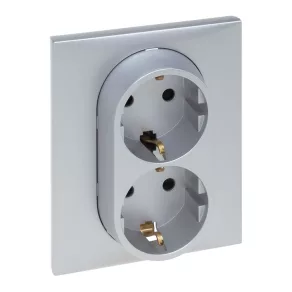   Priză Legrand Niloé Step 2x2P+F (cu arc), cu obturator de siguranță, aluminiu - 863322