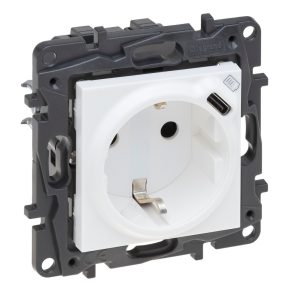  Priză combinată Legrand Niloé Step 2P+F + USB-C, (cu arc), cu obturator de siguranță, albă - 863126
