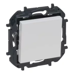   Legrand Step fehér N101 egypólusú nyomó, 6A 863109B - Niloé