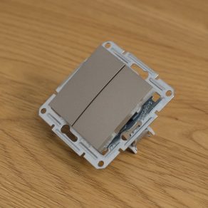   Schneider Electric Asfora - EPH0300169 - Întrerupător pentru candelabru, conexiune cu arc, bronz (105)