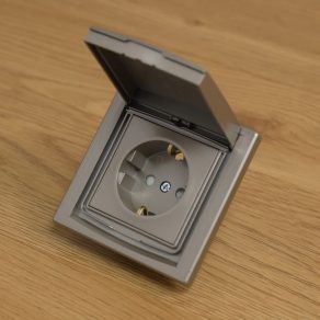   Schneider Electric Asfora - EPH3100369 - Priză 2P+F, cu obturator de siguranță, cu capac - IP44, bronz