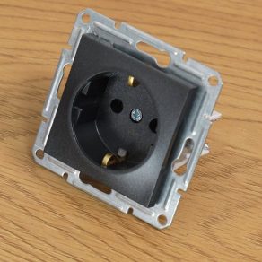   Schneider Electric Asfora - EPH2900271 - Priză 2P+F, cu obturator de siguranță, montată cu șuruburi, antracit