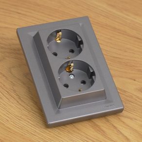   Schneider Electric Asfora - EPH9900162 - Priză 2x2P+F, cu șurub, din oțel