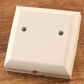   Cutie de joncțiune standard pentru conectarea cuptoarelor, albă