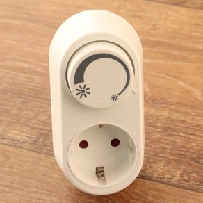 Priză cu control al luminozității, pentru LED-uri