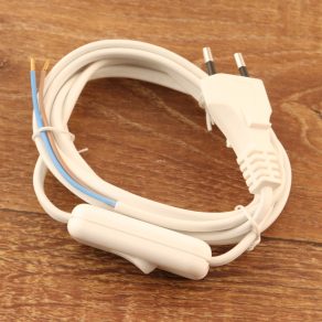 Cablu asamblat cu comutator, 1,5 metri, alb