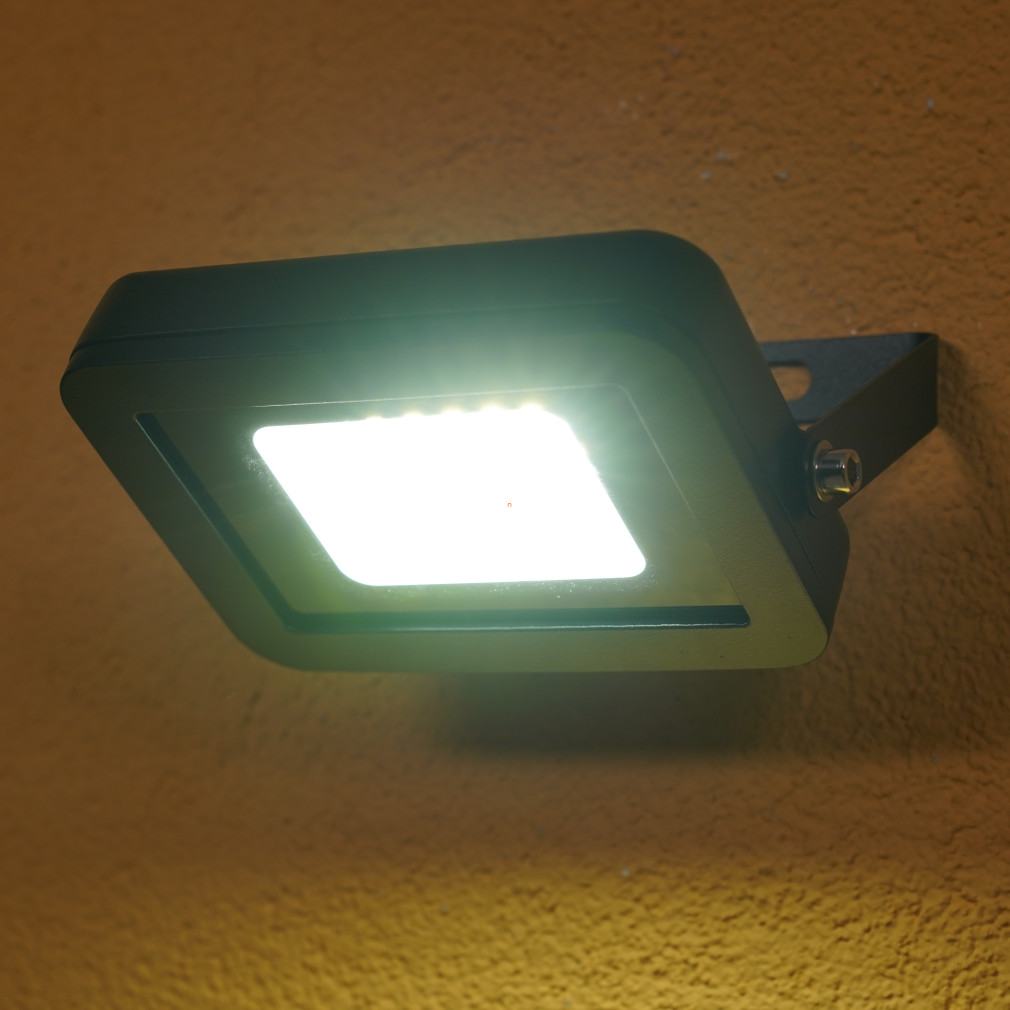 Spot LED, lumină albă rece, 900lm