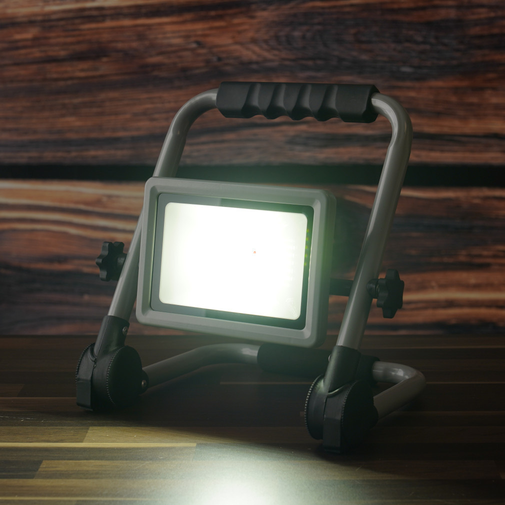 Proiector LED 30W portabil, pliabil 2400lm1,5m H05RN - Flexi GAO 7993H