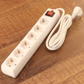   Prelungitor cu 6 prize și protecție pentru copii, 1,4 metri