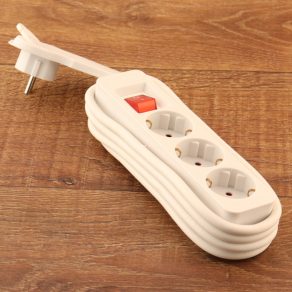 Distribuitor cu comutator cu trei căi, 2 metri