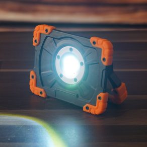   Lampă de lucru cu LED și funcție de încărcător portabil, 500 lm - GAO 2620011210