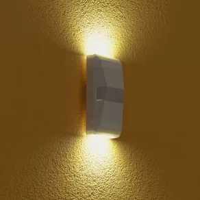   Ledvance Endura Pro UpDown lampă LED de exterior pentru montare pe perete, cu senzor de mișcare, albă