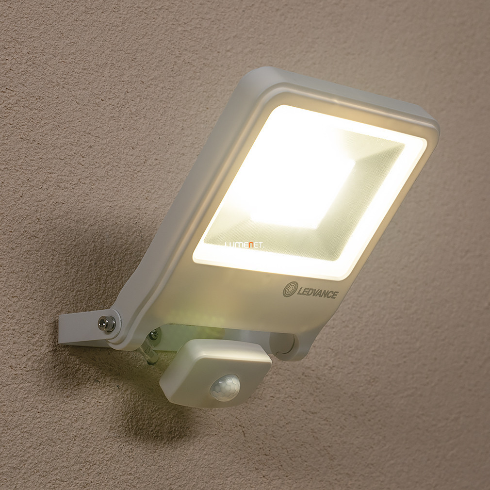 Ledvance_Endura_Flood_kulteri_LED_reflektor