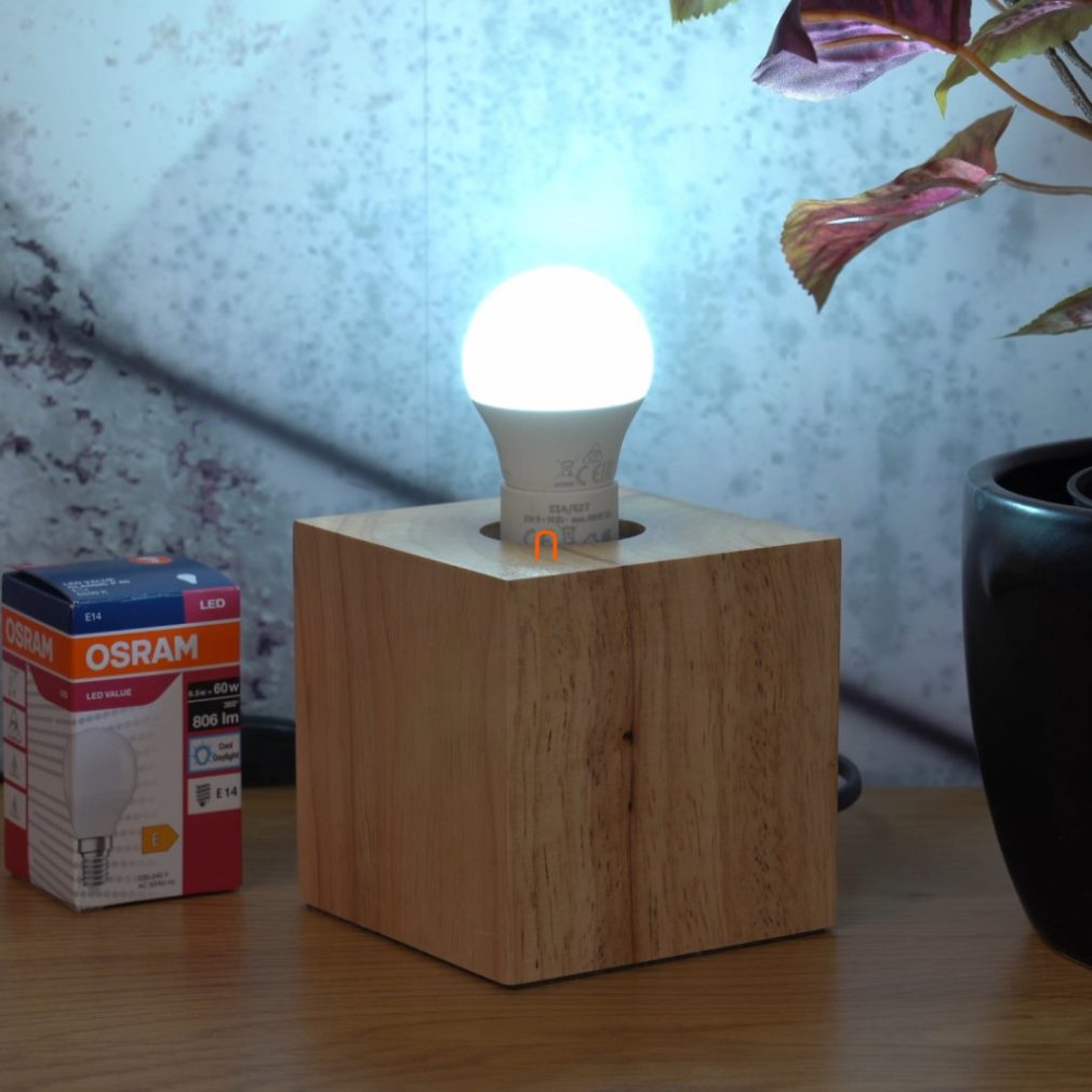 Osram E14 LED Value glob mic 7W 806lm 6500K lumină naturală - înlocuiește becul incandescent de 60W