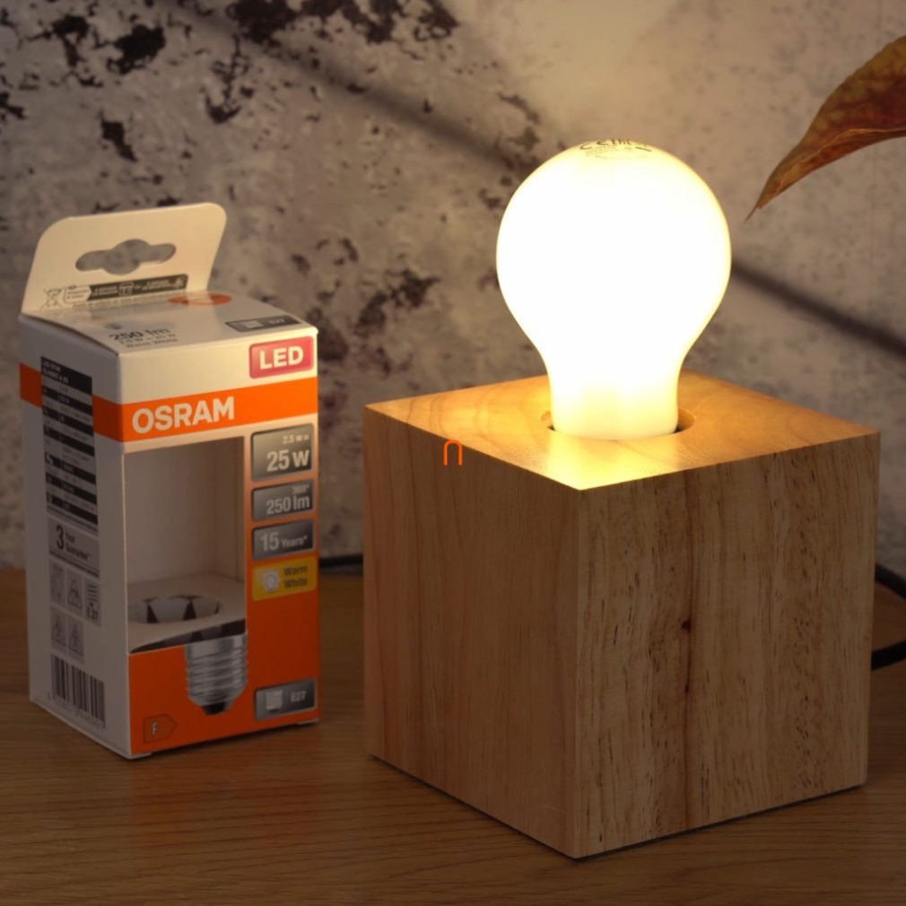 Osram E27 LED Star 2,5W 250lm 2700K alb cald 300° opal - înlocuiește becul de 25W