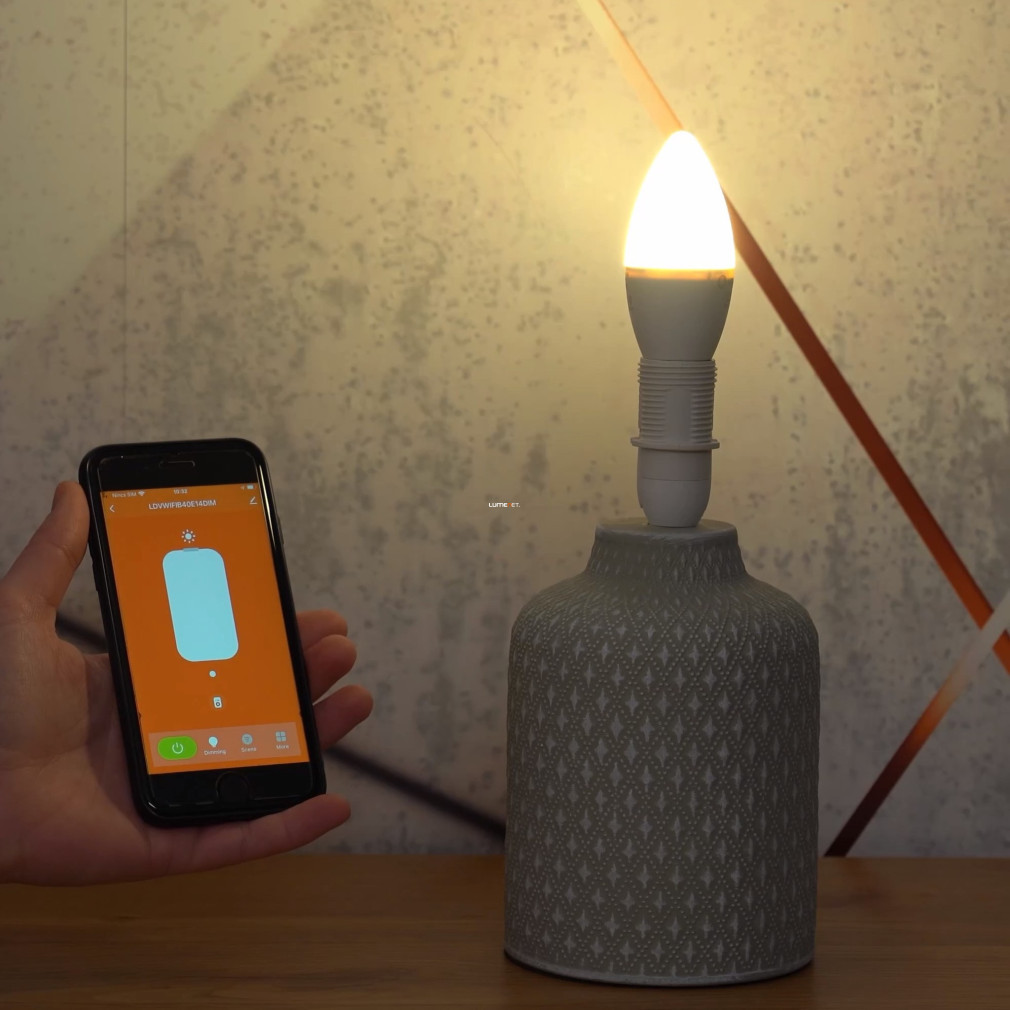 Ledvance Smart+ WIFI Candle 4,9W/827 E14 WW 2700K 470lm Dim