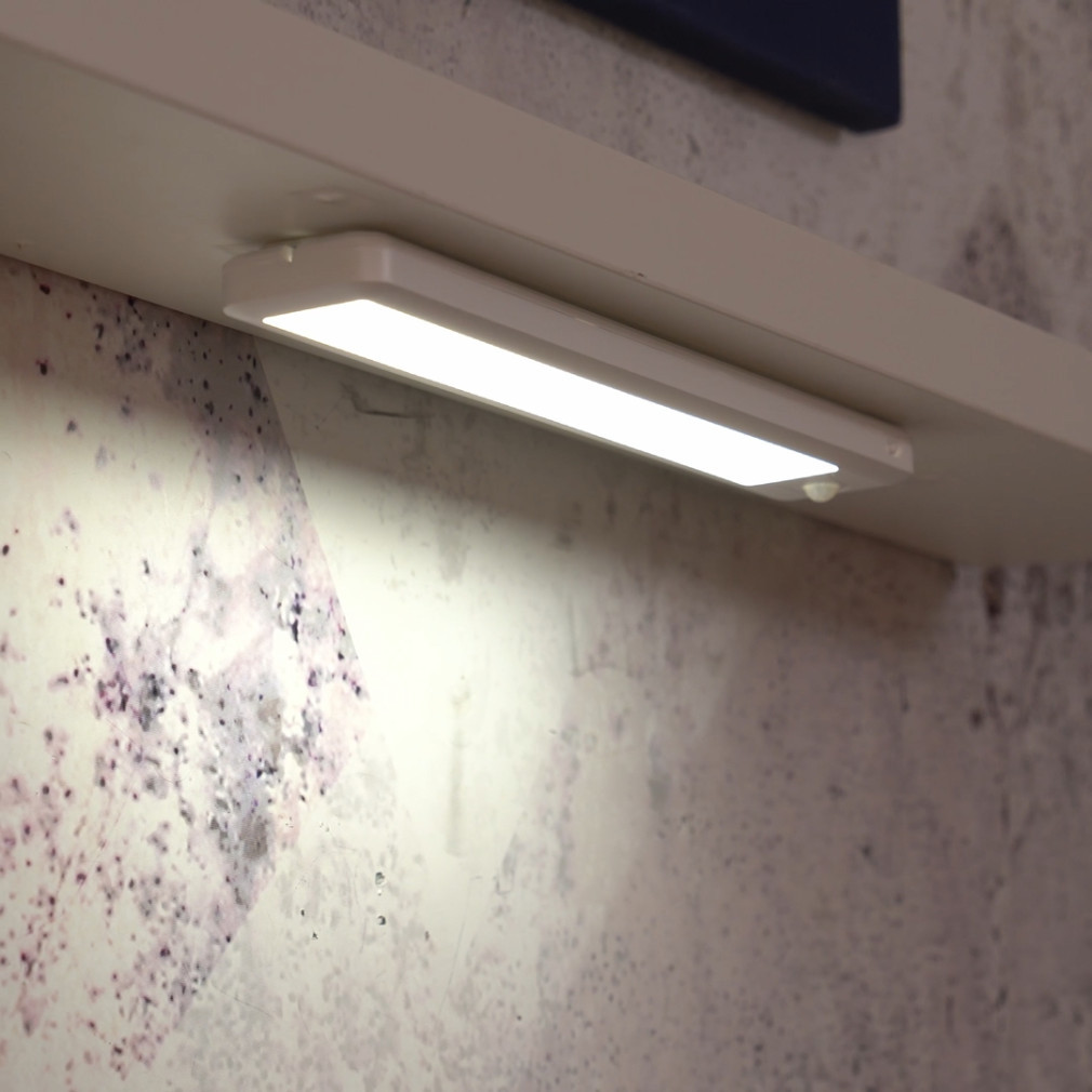 Ledvance lampă LED pentru iluminarea dulapurilor, cu senzor de mișcare (Linear)