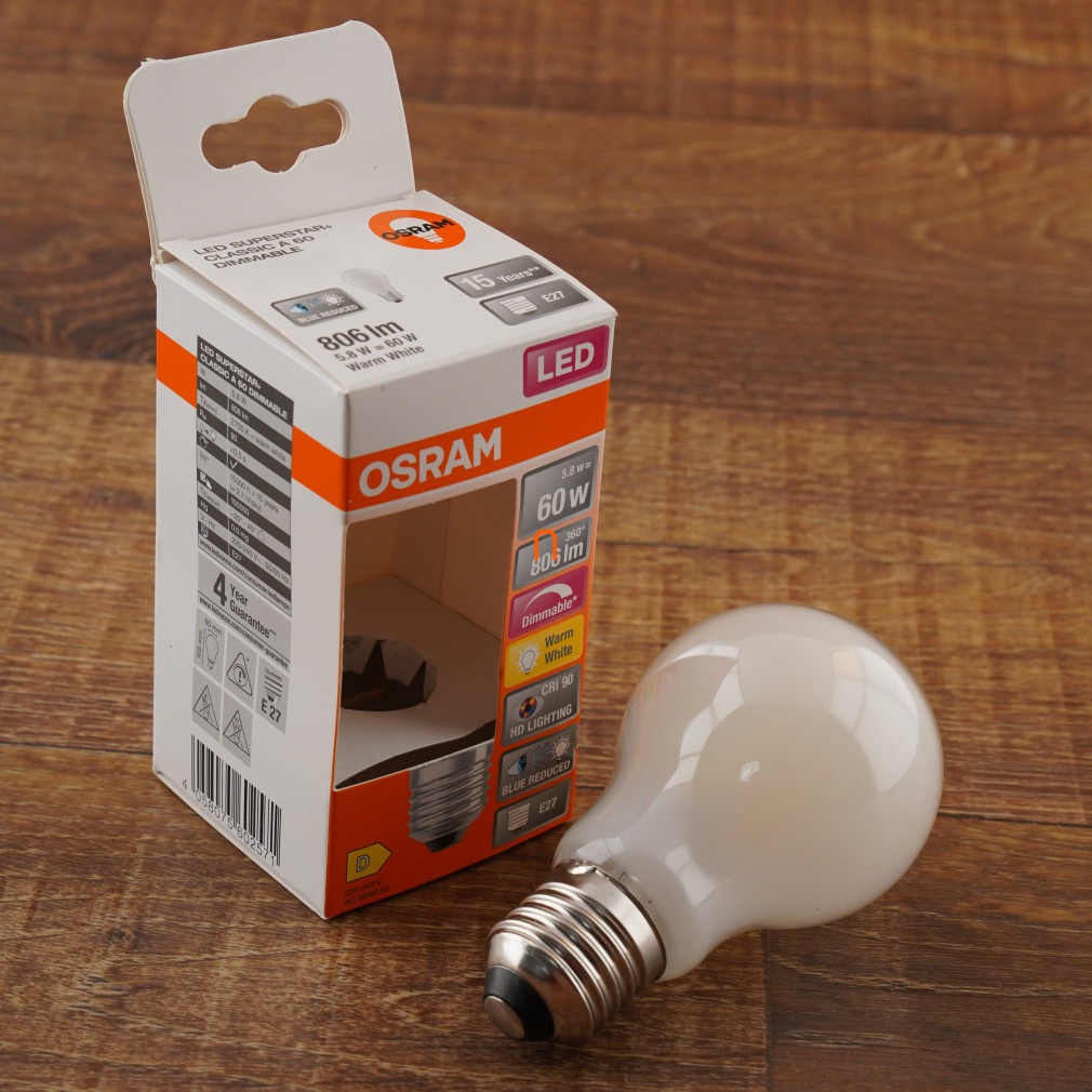 Osram E27 LED SStar+ 5,8W 806lm 2700K alb cald, reglabil 300° opal - înlocuiește becul de 60W