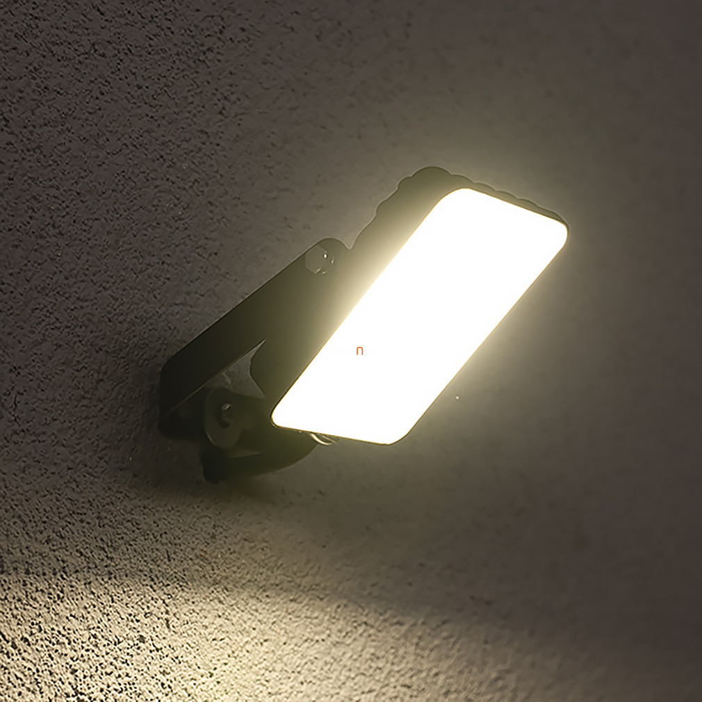 Ledvance LED reflector, alb cald, 10 W (Essential Floodlights)