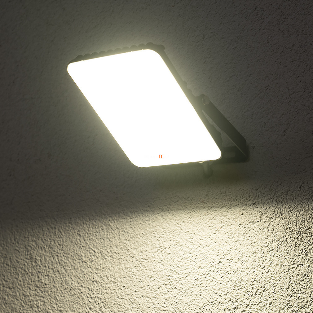 Ledvance LED reflector, alb cald, 30 W (Essential Floodlights)