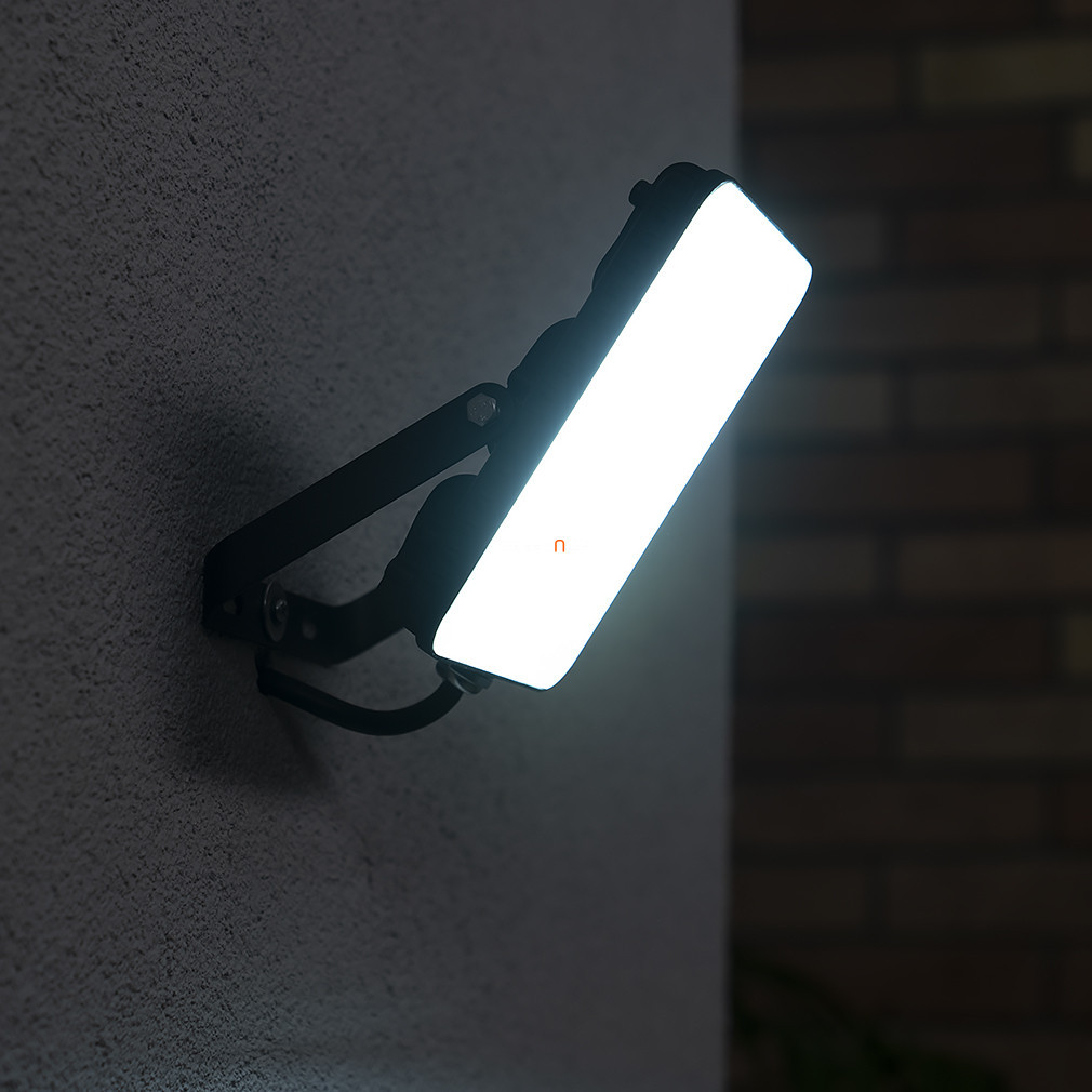 Ledvance LED reflector, extra alb rece, 30 W (Essential Floodlights)