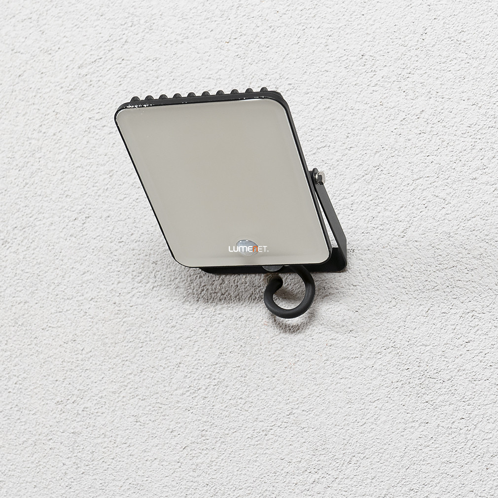 Ledvance LED reflector cu senzor de mișcare, alb cald, 30 W (Essential Floodlights)