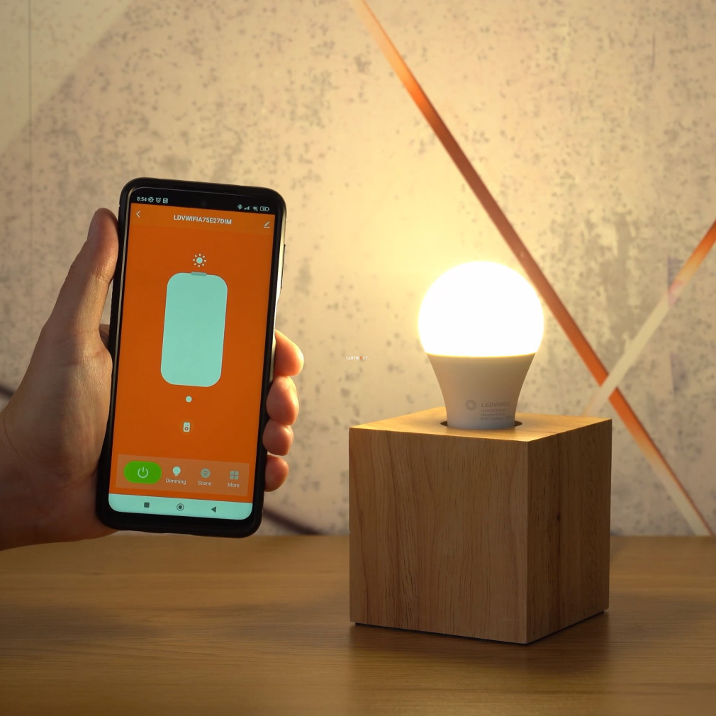 Ledvance Smart+ WIFI E27 LED, 9,5 W, 1055 lm, opal (Classic)