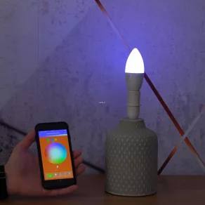   Ledvance Smart+ WIFI E14 LED, 4,9 W, RGBW, 470 lm, opal (Classic Multicolor)