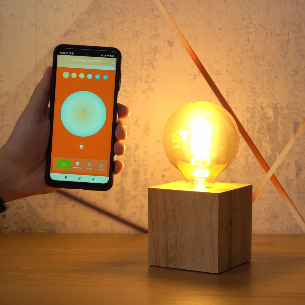 Ledvance Smart+ WIFI E27 LED, 8 W, alb rece/alb cald, 600 lm, Globe95, auriu (Classic)