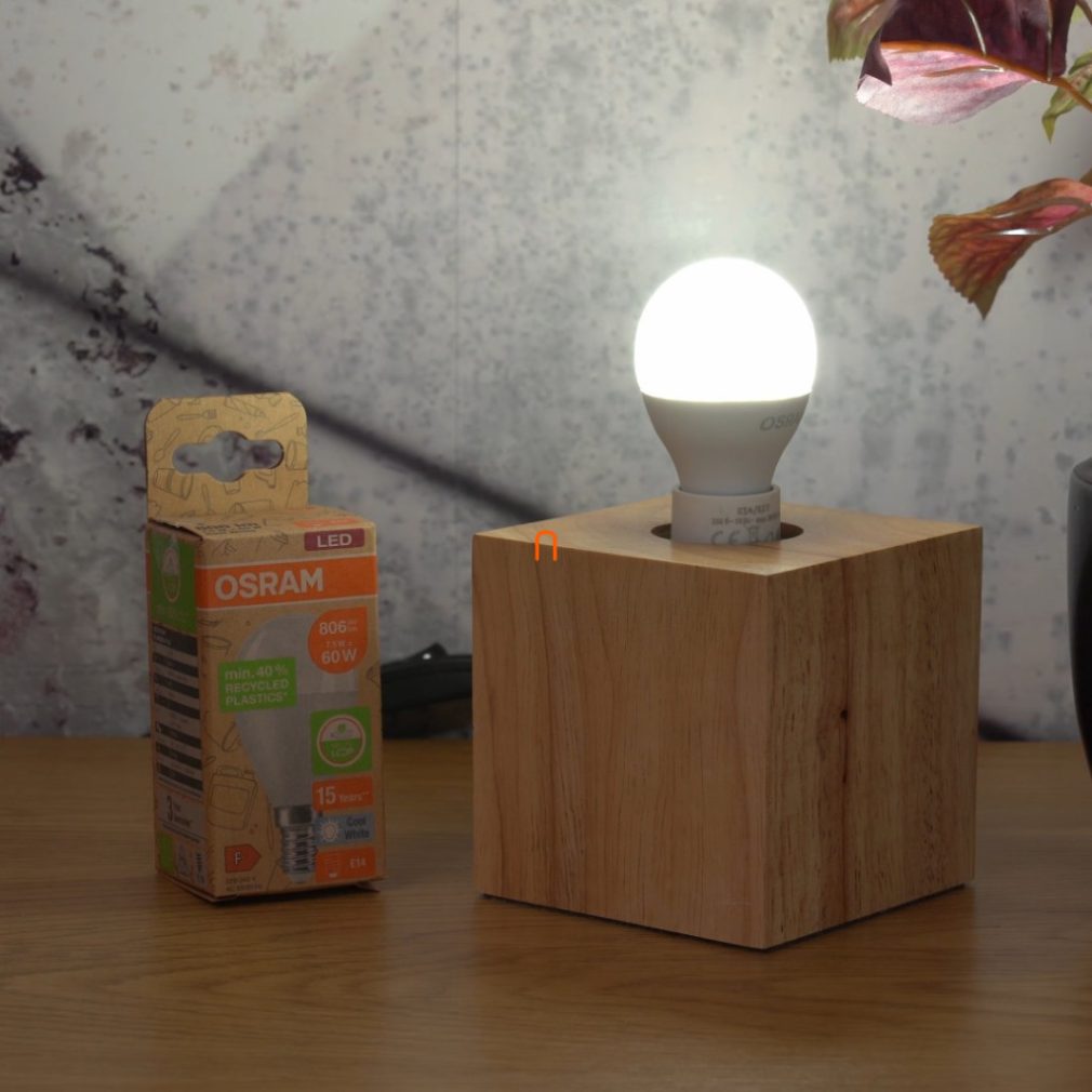 Osram LED reciclat E14, 7,5 W, 806 lm, lumină albă rece (Classic-P)