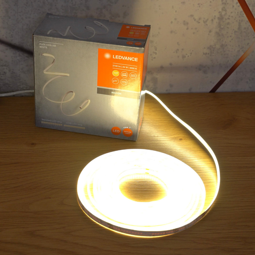 Ledvance LED bandă, 5 metri, alb cald (cu sursă de alimentare)