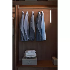   Osram Linear LED Mobile Hanger USB lampă suspendată pentru dulap, reîncărcabilă, 27 cm, albă