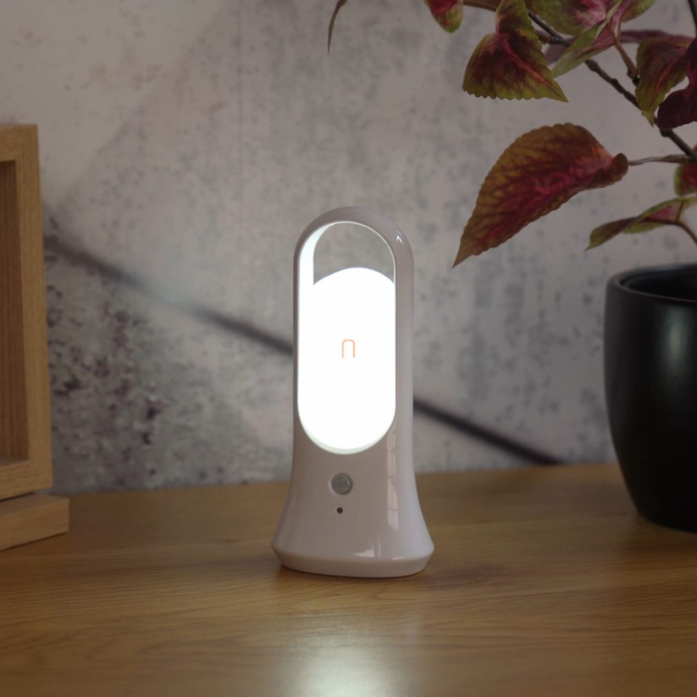Lampă LED portabilă cu senzor de lumină și mișcare, ambalaj deschis, cu 3 baterii AAA - Gizmo Sylvania 0053646