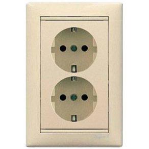   Priză Legrand Valena 2x2P+F (GYV) cu obturator de siguranță, culoare ivoriu - 774371