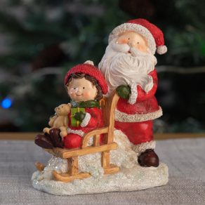Moș Crăciun cu copil pe sanie 7 cm